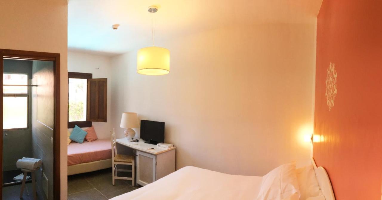 Boutique Hotel Sant'Andrea & Relais San Pantaleo Exterior photo
